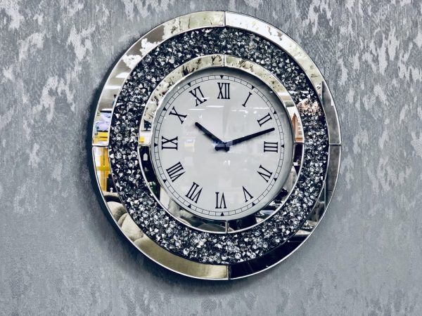 Crushed Diamond Round Wall Clock