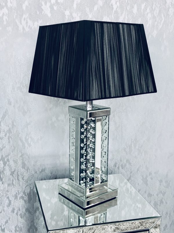 Flaoting Diamond Table Lamp